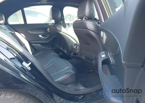 2015 Mercedes-Benz C 300 4Matic/Luxury 4Matic/Sport 4Matic из США, поврежденный, VIN 55SWF4KB1FU030261